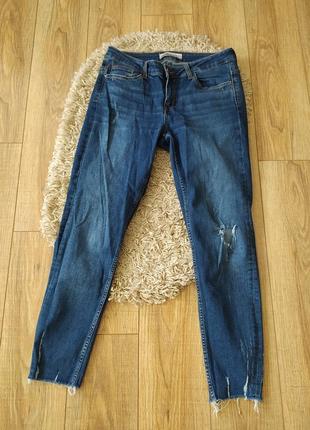 Фірмові жіночі джинси