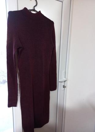 В'язана сукня міді