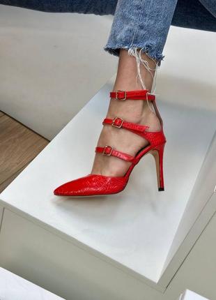 Жіночі стильні туфлі на шпильці із натуральної шкіри айдора нова колекція 20241 фото
