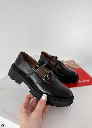 Чорні жіночі туфлі з ремінцями з натуральної шкіри7 фото