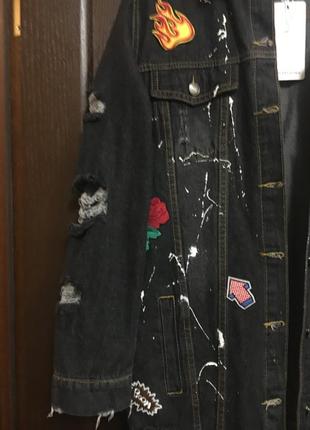 Стильная чёрная  джинсовая удлинённая куртка.3 фото