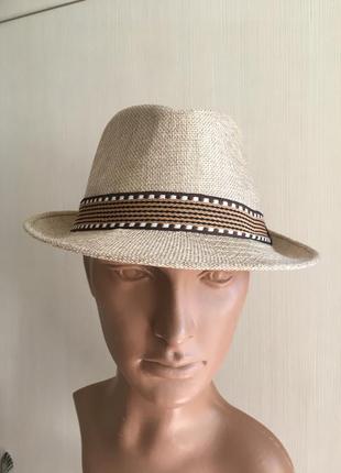 Элегантная летняя шляпа с неширокими полями3 фото