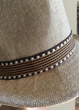 Элегантная летняя шляпа с неширокими полями7 фото