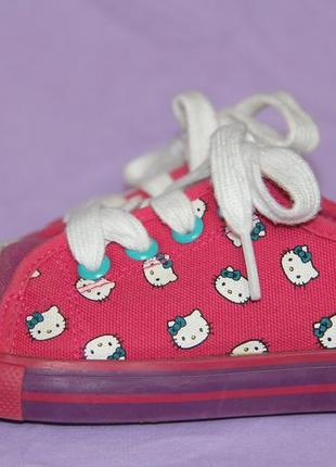 Кеды hello kitty р.28 стелька 17,5 см10 фото