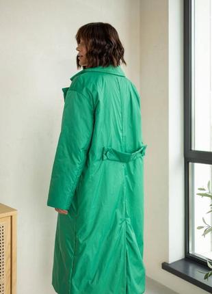 Демісезонне двобортне жіноче пальто monro з плащової тканини наповнювач силікон 80 колір трава4 фото