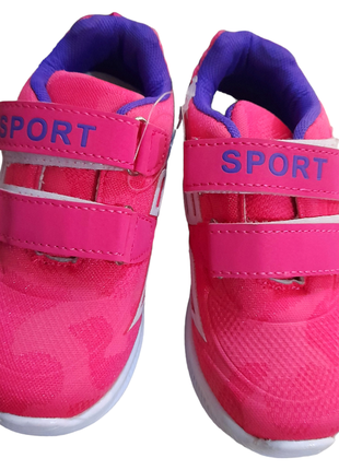 Нові дитячі кросівки для дівчаток5 фото