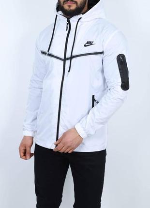 Мужская белая ветровка nike tech fleece біла чоловіча вітровка nike tech fleece