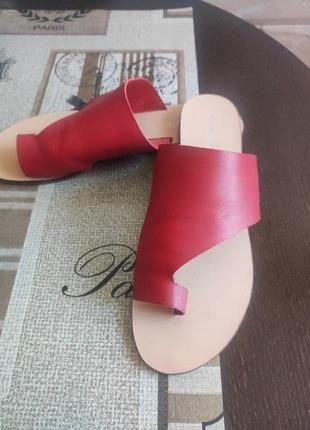 Шлепки кожа