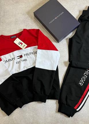 Жіночий костюм tommy hilfiger