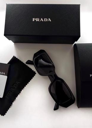 Окуляри prada