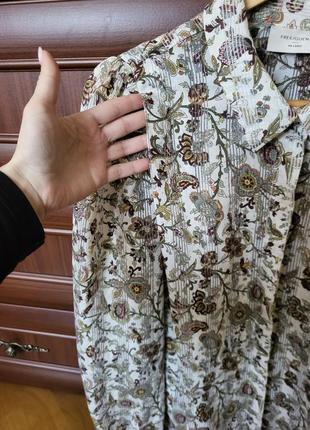Брендова блуза в квітковий принт4 фото