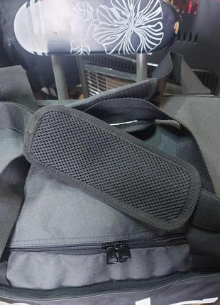 Спортивна сумка унісекс adidas black ht4743 bag essentials linear duffel bag (m)5 фото