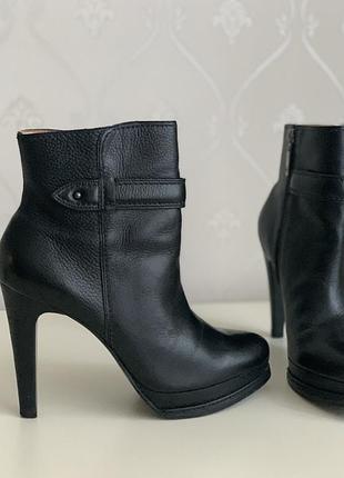 Осінні черевики talbots