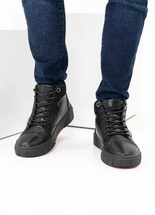 Чорні зимові черевики з натуральної шкіри на хутрі розмір 42