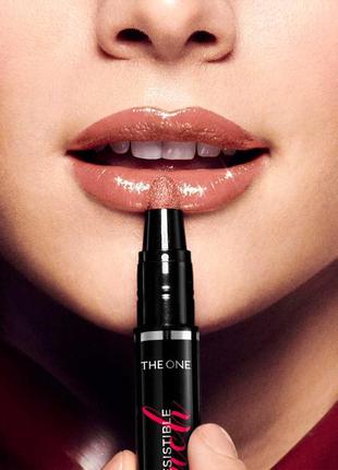 Глянцева губна помада-кушон the one irresistible touch оріфлейм oriflame1 фото