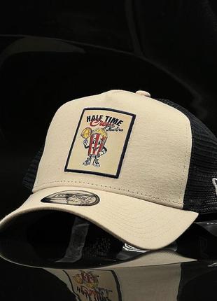 Оригинальная бежевая кепка с сеткой new era half time stone a-frame trucker