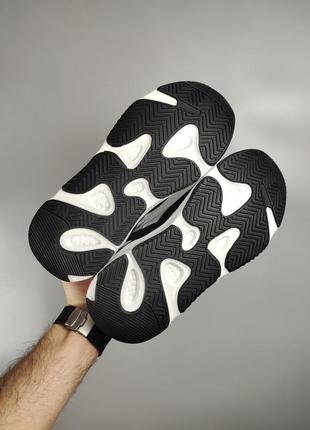 Мужские кроссовки adidas yeezy boost 700 gray black white5 фото