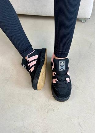 Жіночі кросівки adidas adimatic8 фото