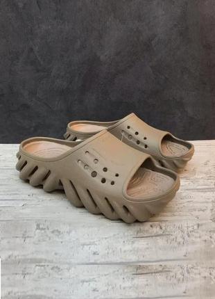 Крокс екхо шльопанці слайди коричневі crocs echo slide tumbleweed