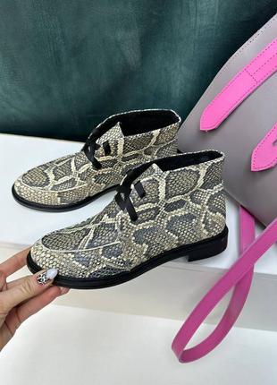 Екслюзивні черевики високі лофери з натуральної італійської шкіри та замші жіночі на шнурках9 фото