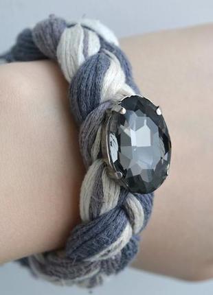 Стильный браслет с камнем 4