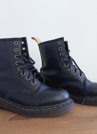 Черевики dr martens