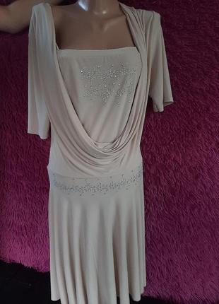 Платье