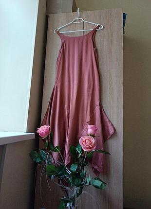 Коктейльне 👗від іспанського бренду uterque