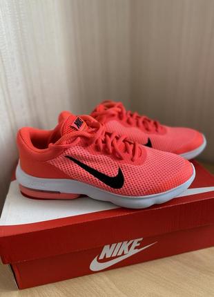 Кросівки nike жіночі дитячі1 фото