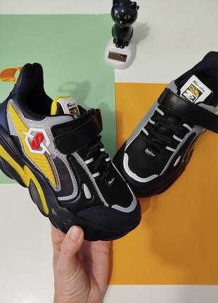 Кросівки чорні з жовтими вставками екошкіра