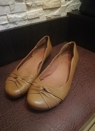 Шкіряні туфлі next 42 розмір