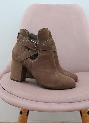 Шкіряні черевики на каблуку ash розмір 40 (25.5 см)