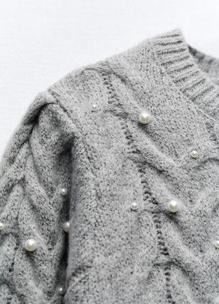 Ніжний светр з перлмнами від zara7 фото