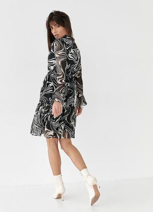 Шифонове плаття з абстрактним малюнком і оригінальним рукавом lighter — чорний колір, s (є розміри)1 фото
