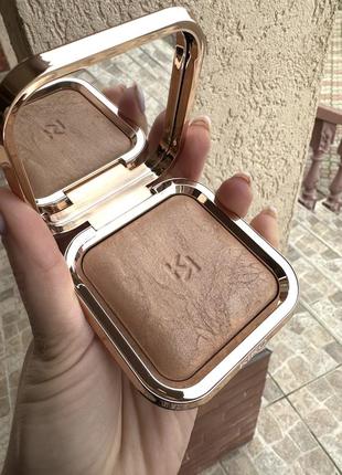 Сухий бронзер кіко в універсальному відтінку