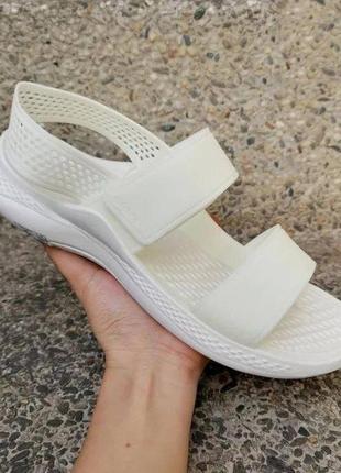 Крокс cандалі лайтрайд 360 білі сrocs sandal literide 360 white5 фото