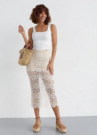 Ажурна спідниця міді з розрізом артикул: 03011