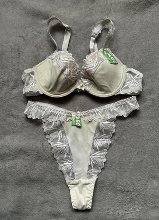 Новый женский комплект нижнего белья