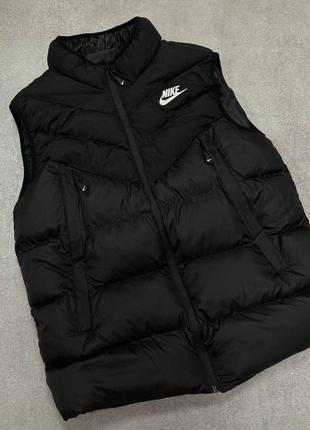 Чоловіча жилетка nike  s m l xl xxl