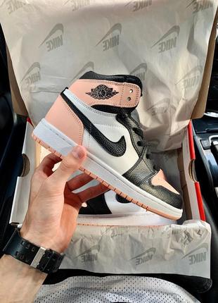 Женская обувь:nike air jordan 1 retro high patent pink toe1 фото