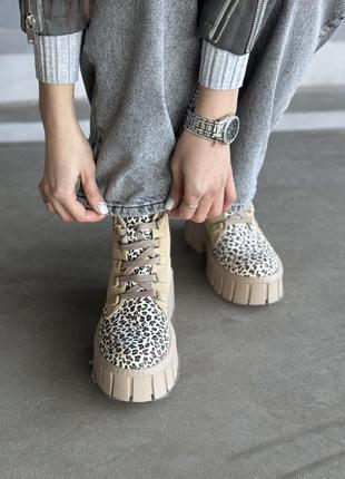 Неймовірні трендові черевики з принтом леопард3 фото