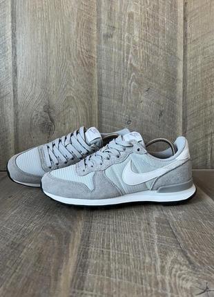 Кросівки nike internationalist  37/23,5см