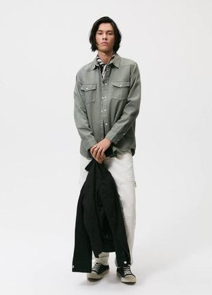 Новая джинсовая мужская рубашка хаки из денима от zara2 фото