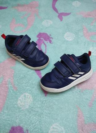 Кросівки adidas кросівки шкіряні дитячі adidas tensaur i s240531 фото