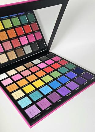 Bright matte 42 colour palette by beauty bay