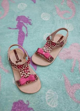 Босоніжки сандалии ipanema dreams iii baby 83083 pink/pink 22190