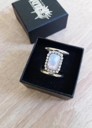 Подарунок подвійне кільце/перстень зі вставкою.