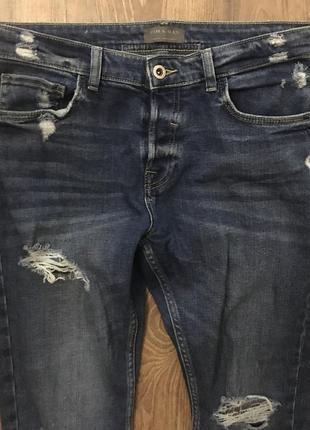 Новые рваные джинсы zara7 фото