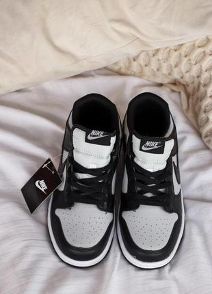 Жіночі кросівки nike sb dunk black grey5 фото