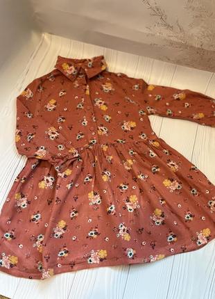 Плаття на дівчинку